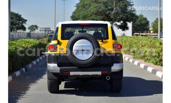 Nunua Imported Toyota FJ Cruiser Nyingine Gari ndani ya Import - Dubai nchini Uganda Nunua Imported Toyota FJ Cruiser Nyingine Gari ndani ya Import - Dubai nchini Uganda