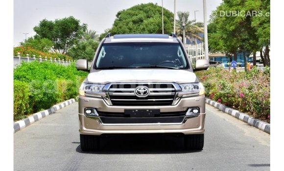 Nunua Imported Toyota Land Cruiser Nyingine Gari ndani ya Import - Dubai nchini Uganda Nunua Imported Toyota Land Cruiser Nyingine Gari ndani ya Import - Dubai nchini Uganda