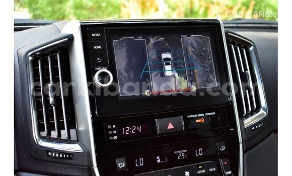 Nunua Imported Toyota Land Cruiser Nyingine Gari ndani ya Import - Dubai nchini Uganda Nunua Imported Toyota Land Cruiser Nyingine Gari ndani ya Import - Dubai nchini Uganda