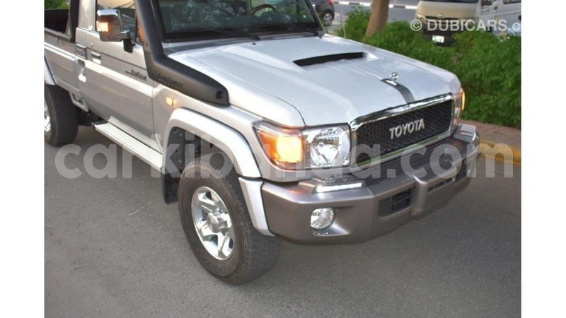 Big with watermark toyota land cruiser uganda import dubai 8501