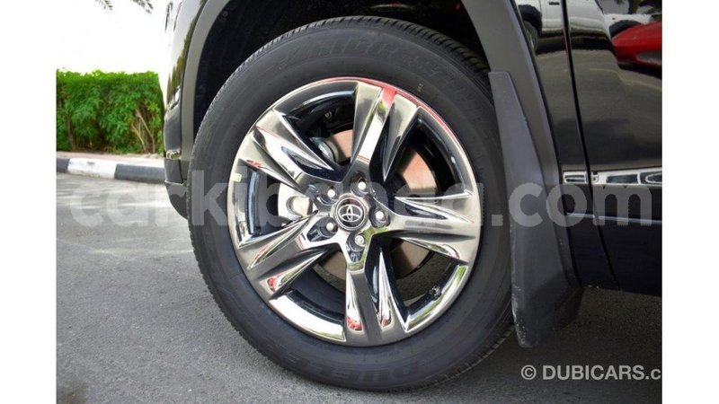 Big with watermark toyota highlander uganda import dubai 8502