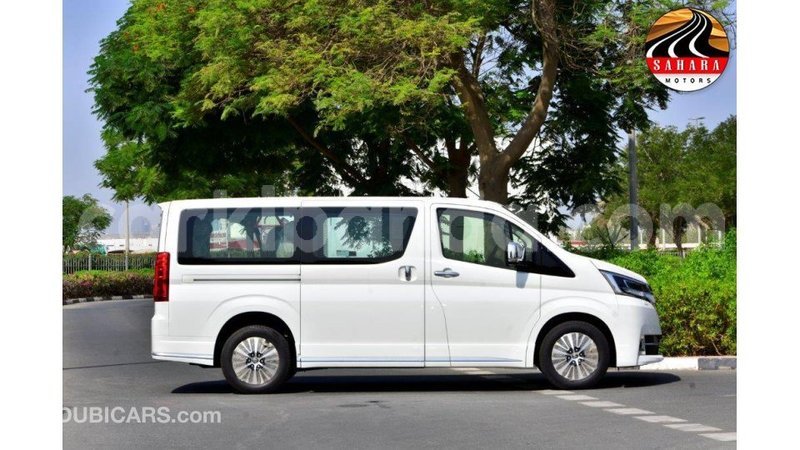 Big with watermark toyota granvia uganda import dubai 8514