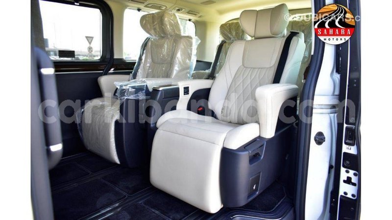 Big with watermark toyota granvia uganda import dubai 8514