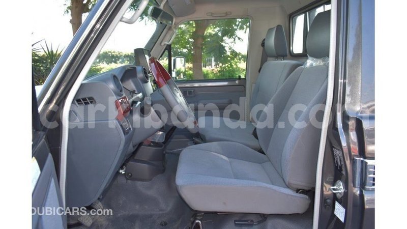 Big with watermark toyota land cruiser uganda import dubai 8515