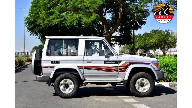 Big with watermark toyota land cruiser uganda import dubai 8516