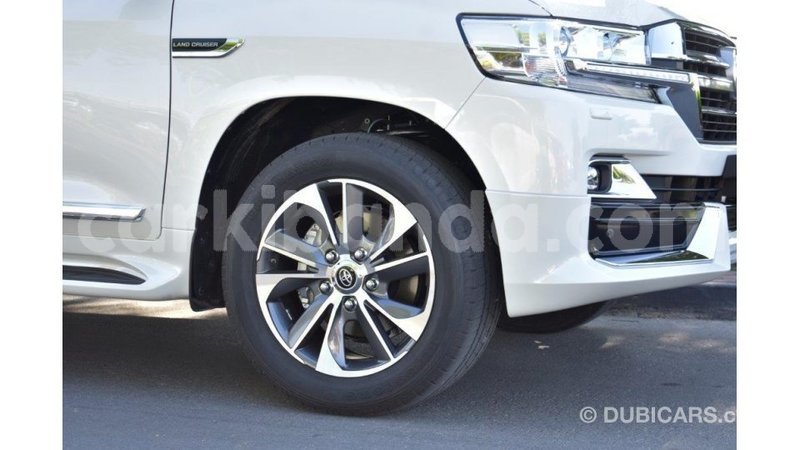 Big with watermark toyota land cruiser uganda import dubai 8517