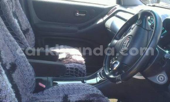 Buy Used Toyota Kluger Silver Car in Kampala in Uganda Buy Used Toyota Kluger Silver Car in Kampala in Uganda