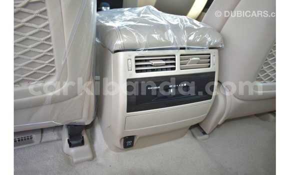 Nunua Imported Toyota Land Cruiser Nyeusi Gari ndani ya Import - Dubai nchini Uganda Nunua Imported Toyota Land Cruiser Nyeusi Gari ndani ya Import - Dubai nchini Uganda