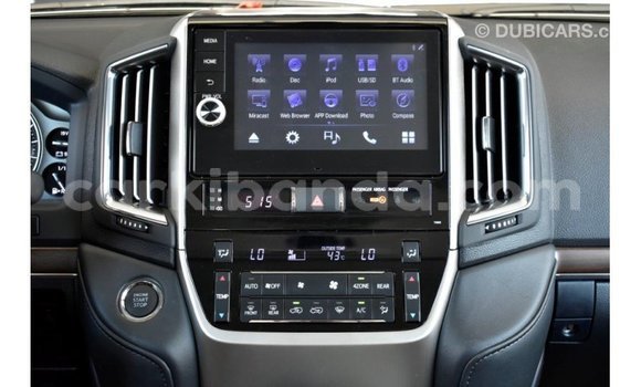 Nunua Imported Toyota Land Cruiser Nyingine Gari ndani ya Import - Dubai nchini Uganda Nunua Imported Toyota Land Cruiser Nyingine Gari ndani ya Import - Dubai nchini Uganda