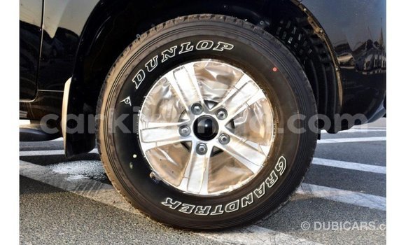 Acheter Import Voiture Toyota Land Cruiser Noir à Import - Dubai, Ouganda Acheter Import Voiture Toyota Land Cruiser Noir à Import - Dubai, Ouganda