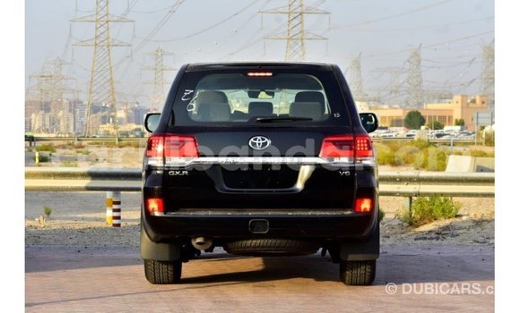 Acheter Import Voiture Toyota Land Cruiser Noir à Import - Dubai, Ouganda Acheter Import Voiture Toyota Land Cruiser Noir à Import - Dubai, Ouganda