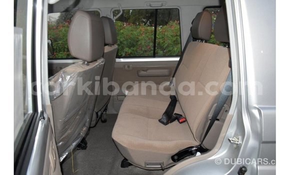 Acheter Import Voiture Toyota Land Cruiser Autre à Import - Dubai, Ouganda Acheter Import Voiture Toyota Land Cruiser Autre à Import - Dubai, Ouganda