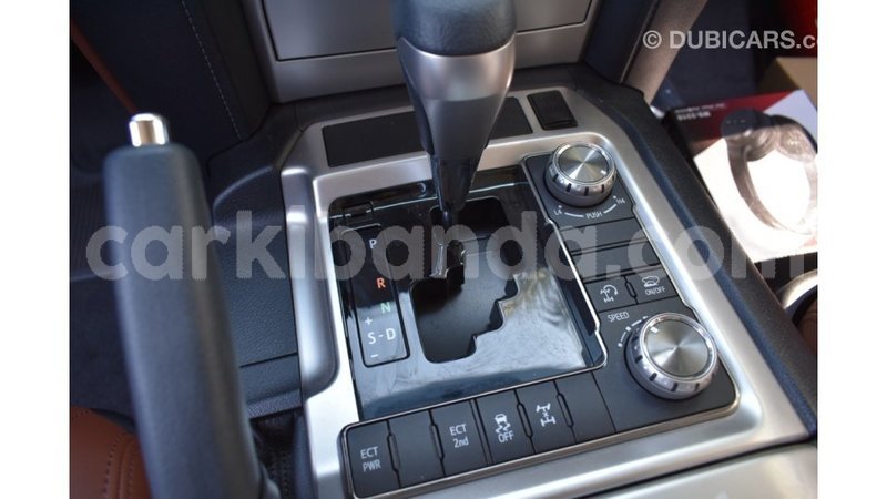 Big with watermark toyota land cruiser uganda import dubai 8525