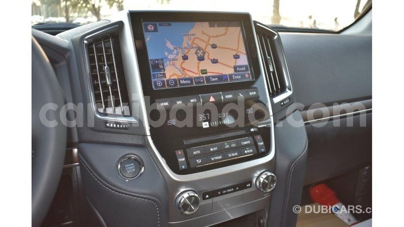 Big with watermark toyota land cruiser uganda import dubai 8530