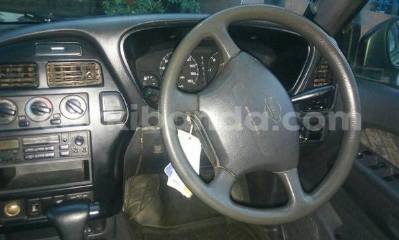 Acheter Occasion Voiture Nissan Terrano Noir à Kampala, Ouganda Acheter Occasion Voiture Nissan Terrano Noir à Kampala, Ouganda