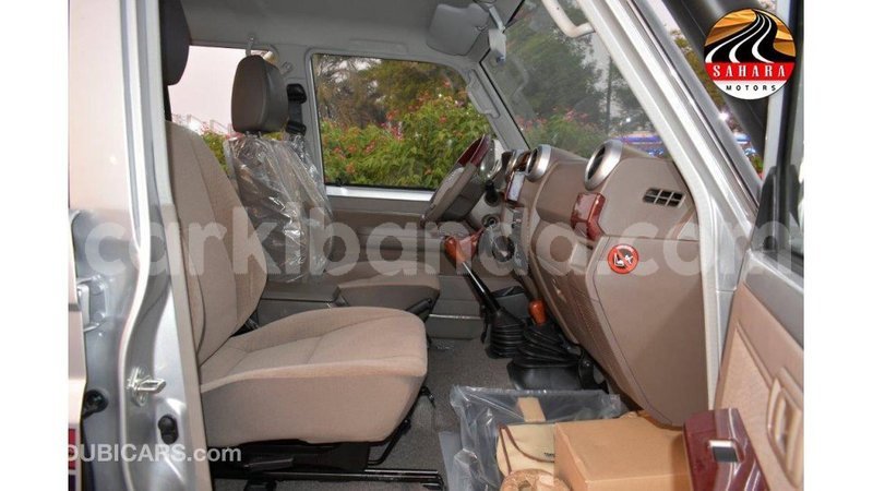 Big with watermark toyota land cruiser uganda import dubai 8532