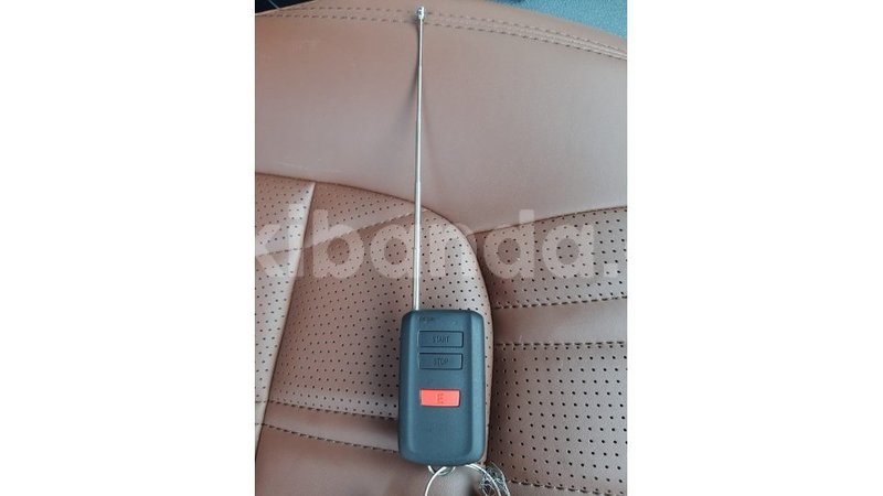 Big with watermark toyota land cruiser uganda import dubai 8535