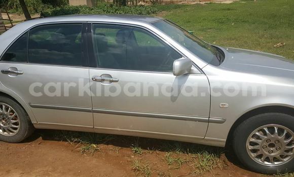 Nunua Ilio tumika Toyota Progress Fedha Gari ndani ya Kampala nchini Uganda Nunua Ilio tumika Toyota Progress Fedha Gari ndani ya Kampala nchini Uganda