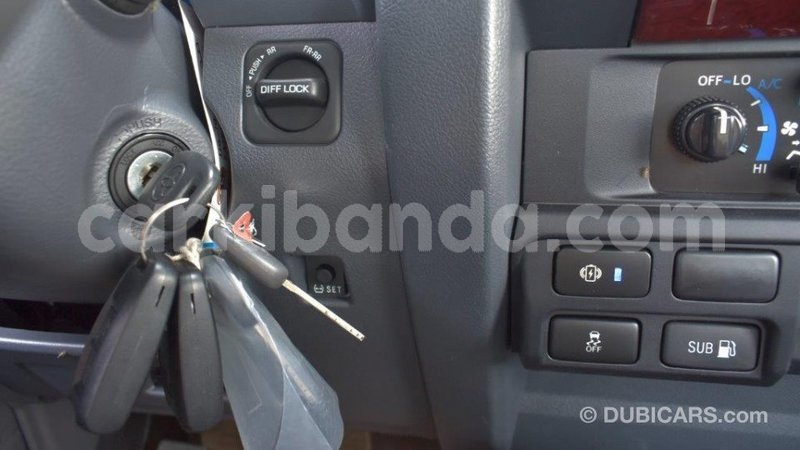 Big with watermark toyota land cruiser uganda import dubai 8538
