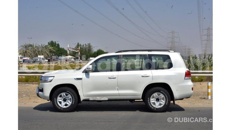 Big with watermark toyota land cruiser uganda import dubai 8540