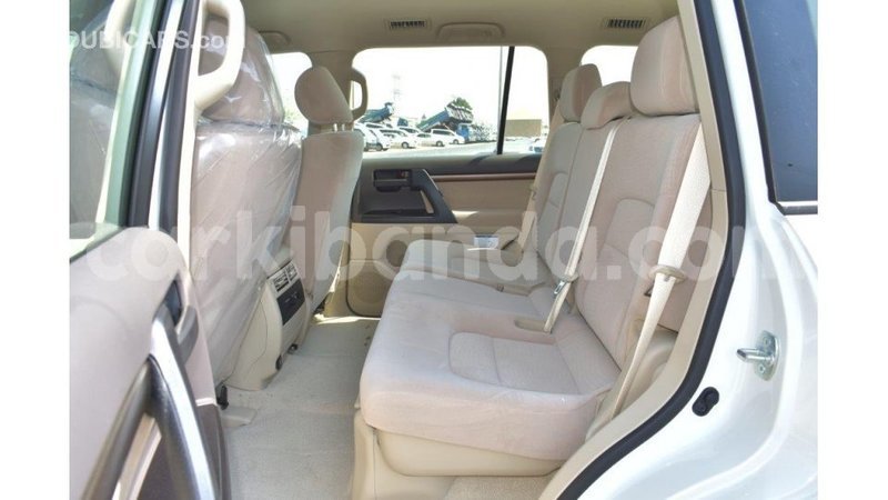 Big with watermark toyota land cruiser uganda import dubai 8540