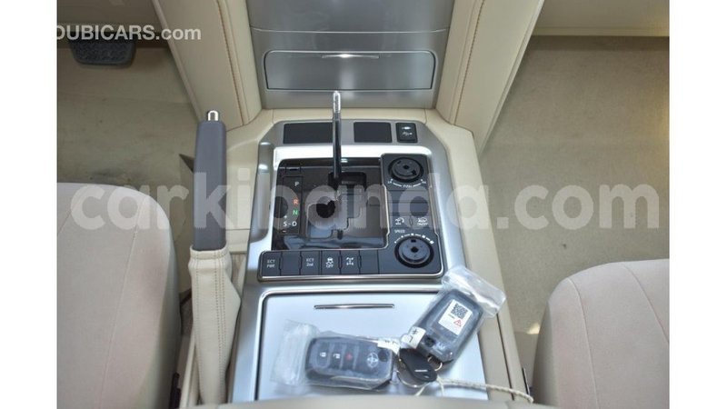 Big with watermark toyota land cruiser uganda import dubai 8540