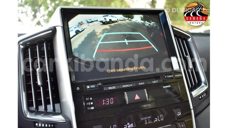 Big with watermark toyota land cruiser uganda import dubai 8542