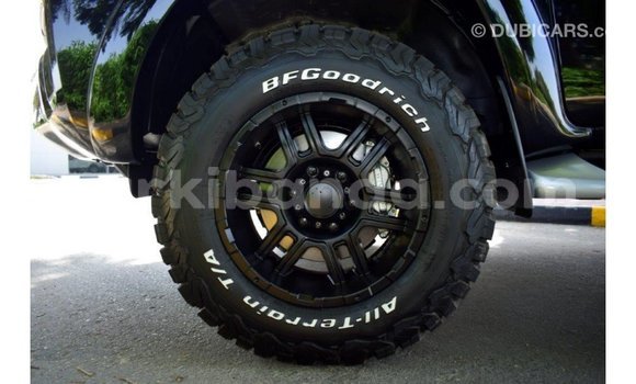 Acheter Import Voiture Toyota Fortuner Noir à Import - Dubai, Ouganda Acheter Import Voiture Toyota Fortuner Noir à Import - Dubai, Ouganda