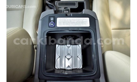 Nunua Imported Toyota Prado Nyeusi Gari ndani ya Import - Dubai nchini Uganda Nunua Imported Toyota Prado Nyeusi Gari ndani ya Import - Dubai nchini Uganda