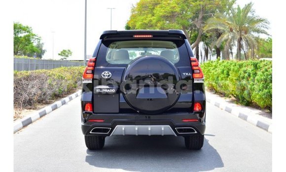 Nunua Imported Toyota Prado Nyeusi Gari ndani ya Import - Dubai nchini Uganda Nunua Imported Toyota Prado Nyeusi Gari ndani ya Import - Dubai nchini Uganda