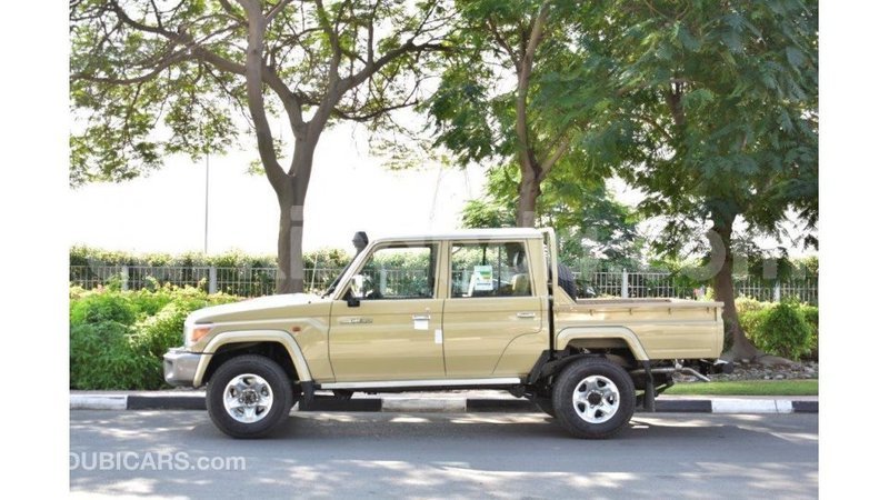 Big with watermark toyota land cruiser uganda import dubai 8546