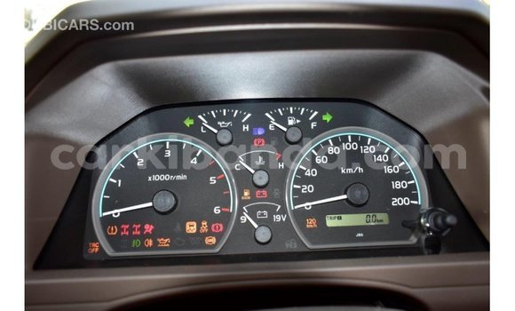 Nunua Imported Toyota Land Cruiser Beige Gari ndani ya Import - Dubai nchini Uganda Nunua Imported Toyota Land Cruiser Beige Gari ndani ya Import - Dubai nchini Uganda