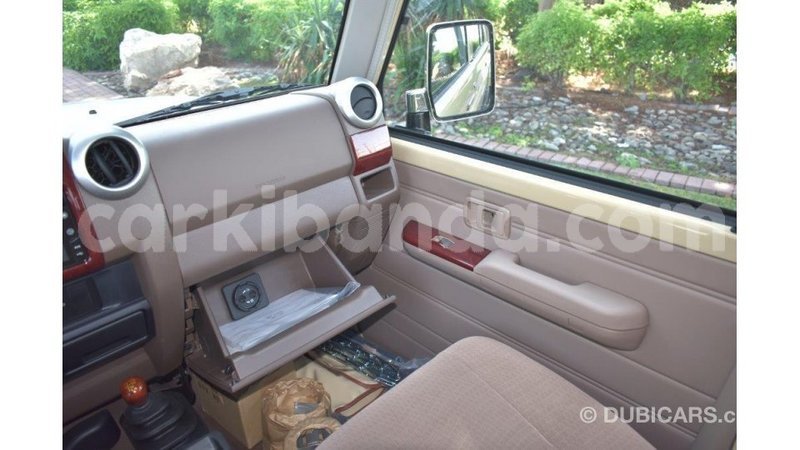 Big with watermark toyota land cruiser uganda import dubai 8546
