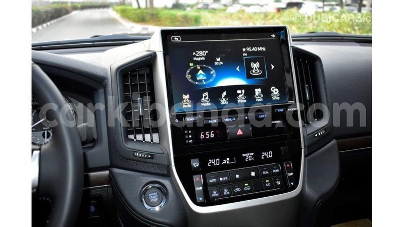 Big with watermark toyota land cruiser uganda import dubai 8552