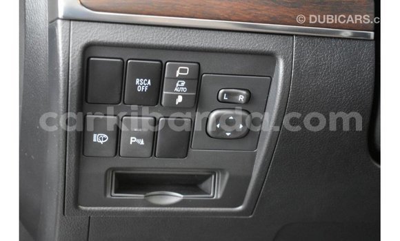 Acheter Import Voiture Toyota Land Cruiser Autre à Import - Dubai, Ouganda Acheter Import Voiture Toyota Land Cruiser Autre à Import - Dubai, Ouganda