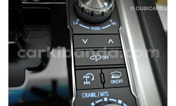 Acheter Import Voiture Toyota Land Cruiser Autre à Import - Dubai, Ouganda Acheter Import Voiture Toyota Land Cruiser Autre à Import - Dubai, Ouganda