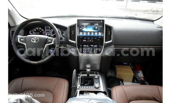 Acheter Import Voiture Toyota Land Cruiser Autre à Import - Dubai, Ouganda Acheter Import Voiture Toyota Land Cruiser Autre à Import - Dubai, Ouganda