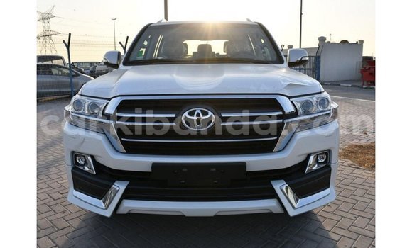 Buy Import Toyota Land Cruiser White Car in Import - Dubai in Uganda Buy Import Toyota Land Cruiser White Car in Import - Dubai in Uganda