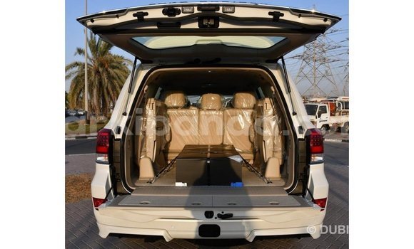 Buy Import Toyota Land Cruiser White Car in Import - Dubai in Uganda Buy Import Toyota Land Cruiser White Car in Import - Dubai in Uganda