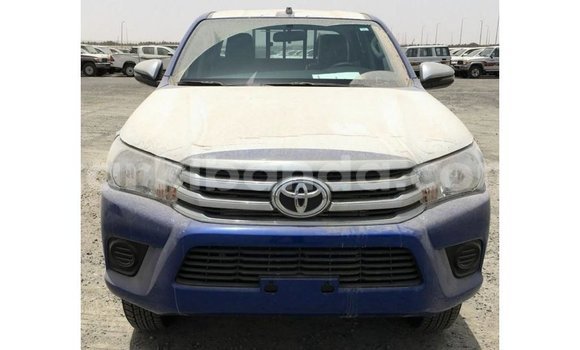 Gura Imported Toyota Hilux Blue Imodoka i Import - Dubai mu Uganda Gura Imported Toyota Hilux Blue Imodoka i Import - Dubai mu Uganda