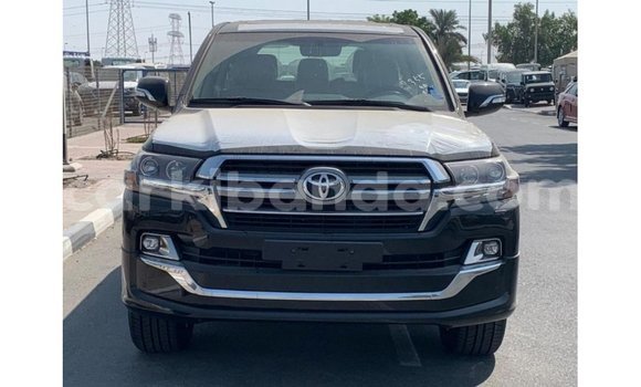 Gura Imported Toyota Land Cruiser Black Imodoka i Import - Dubai mu Uganda Gura Imported Toyota Land Cruiser Black Imodoka i Import - Dubai mu Uganda