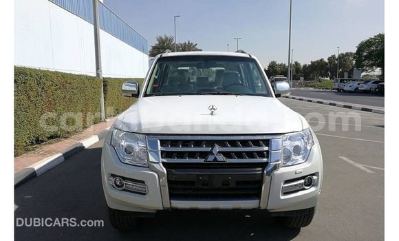 Gura Imported Mitsubishi Pajero White Imodoka i Import - Dubai mu Uganda Gura Imported Mitsubishi Pajero White Imodoka i Import - Dubai mu Uganda