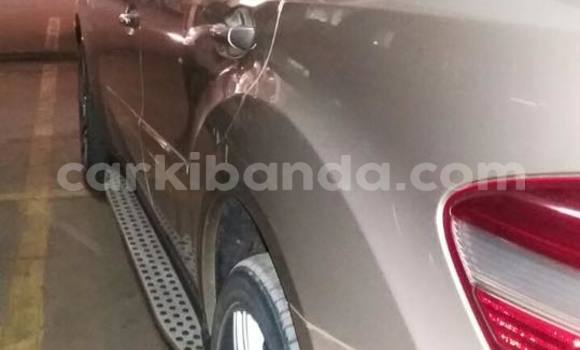 Gura Yakoze Mercedes‒Benz ML–Class Silver Imodoka i Kampala mu Uganda Gura Yakoze Mercedes‒Benz ML–Class Silver Imodoka i Kampala mu Uganda
