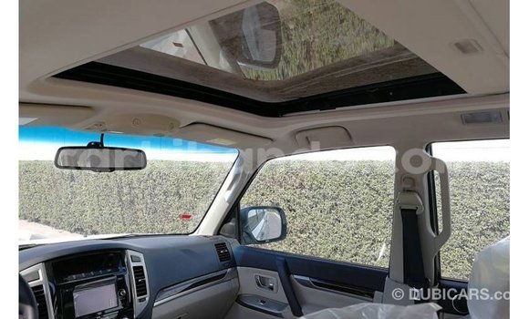 Gura Imported Mitsubishi Pajero White Imodoka i Import - Dubai mu Uganda Gura Imported Mitsubishi Pajero White Imodoka i Import - Dubai mu Uganda