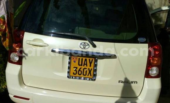 Gura Yakoze Toyota Raum White Imodoka i Kampala mu Uganda Gura Yakoze Toyota Raum White Imodoka i Kampala mu Uganda