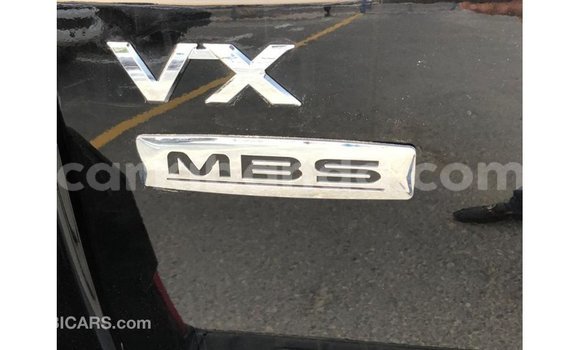 Acheter Import Voiture Toyota Land Cruiser Noir à Import - Dubai, Ouganda Acheter Import Voiture Toyota Land Cruiser Noir à Import - Dubai, Ouganda