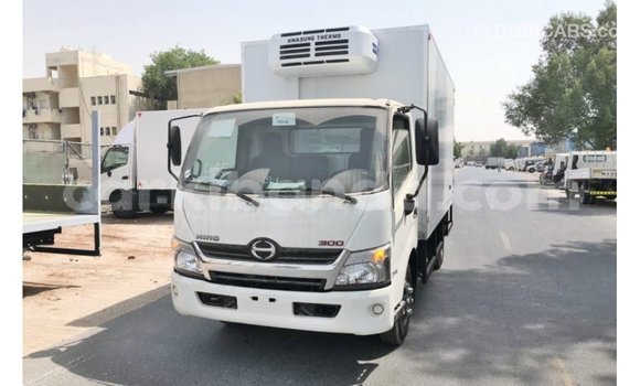 Buy Import Hino 300 Series White Truck in Import - Dubai in Uganda Buy Import Hino 300 Series White Truck in Import - Dubai in Uganda