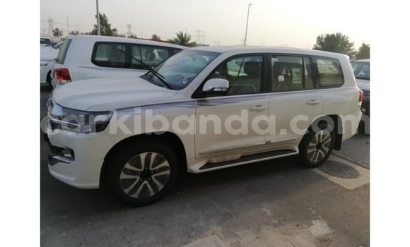 Buy Import Toyota Land Cruiser White Car in Import - Dubai in Uganda Buy Import Toyota Land Cruiser White Car in Import - Dubai in Uganda