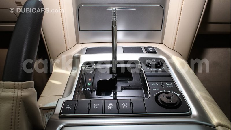 Big with watermark toyota land cruiser uganda import dubai 8609