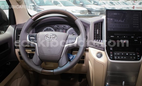 Buy Import Toyota Land Cruiser Black Car in Import - Dubai in Uganda Buy Import Toyota Land Cruiser Black Car in Import - Dubai in Uganda